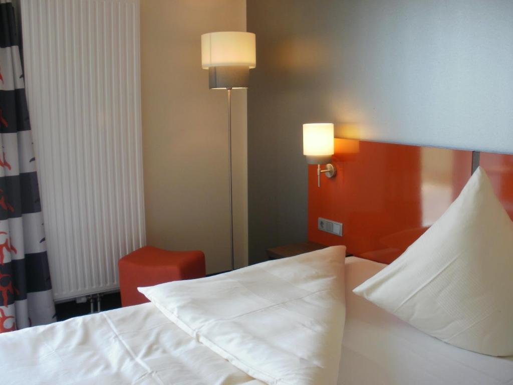 Iq-Hotel อูล์ม ภายนอก รูปภาพ